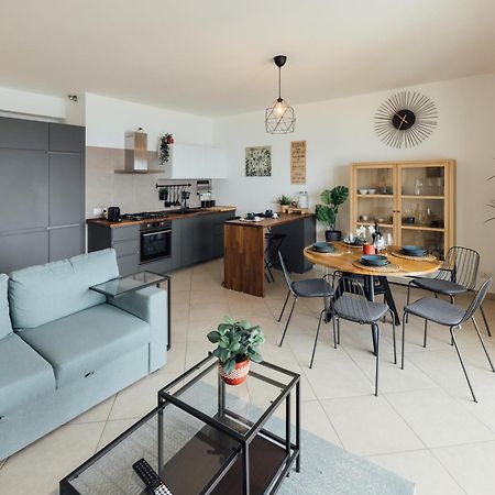 Luxury Apartment Messina Exterior photo