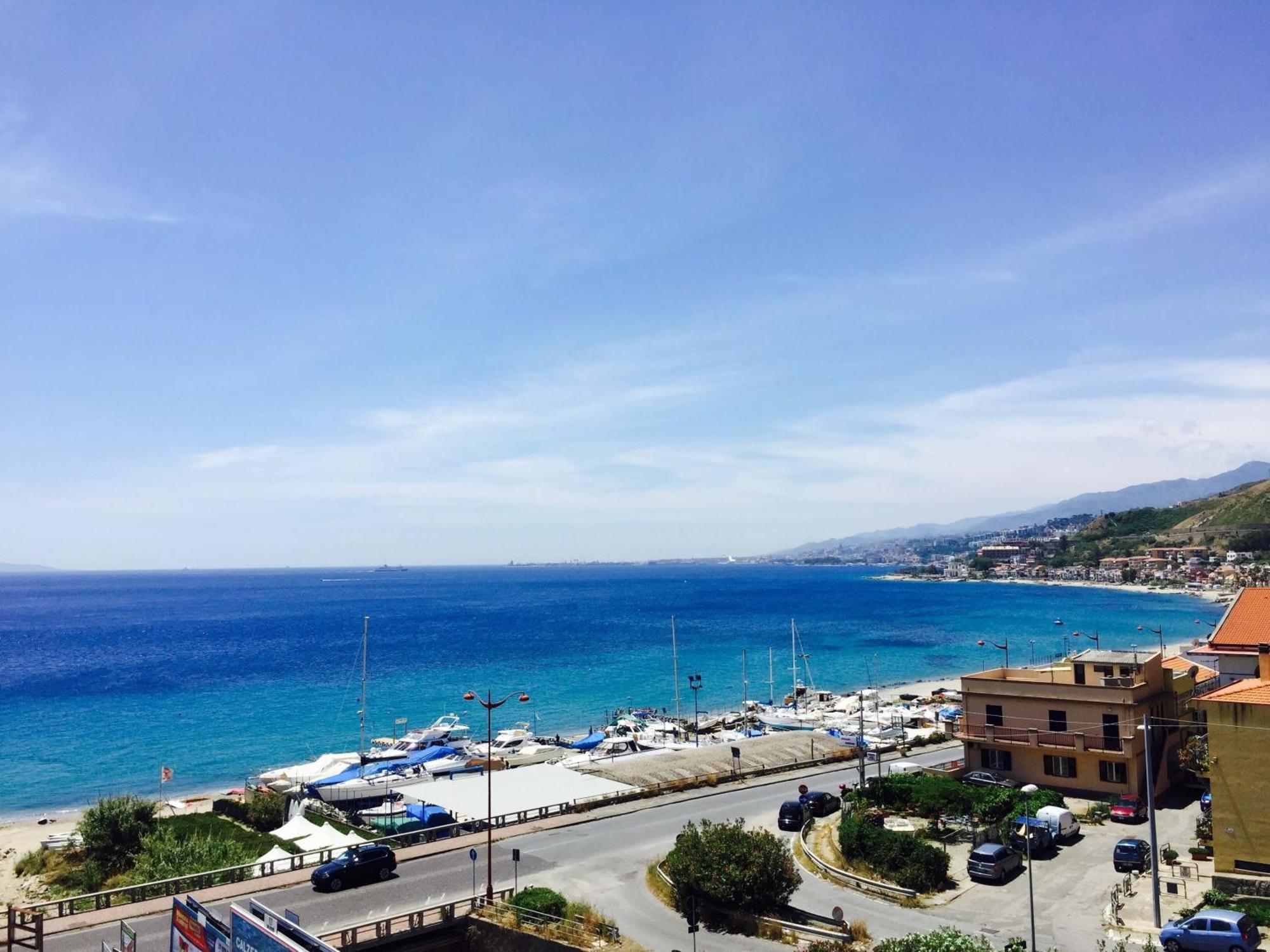 Luxury Apartment Messina Room photo