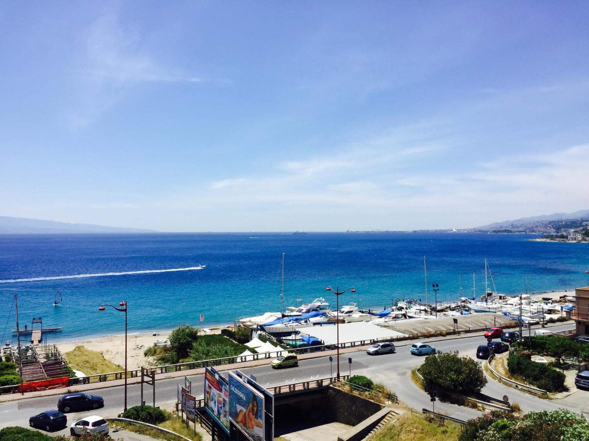 Luxury Apartment Messina Room photo