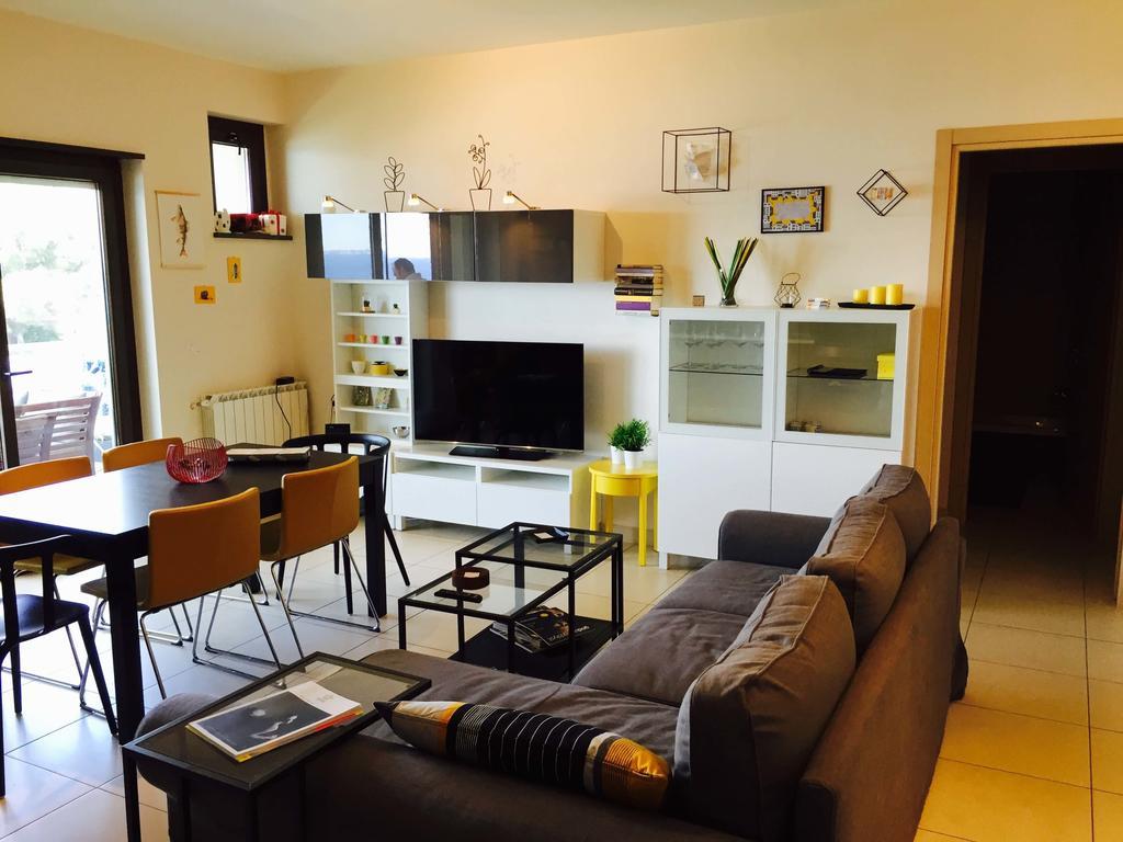 Luxury Apartment Messina Room photo